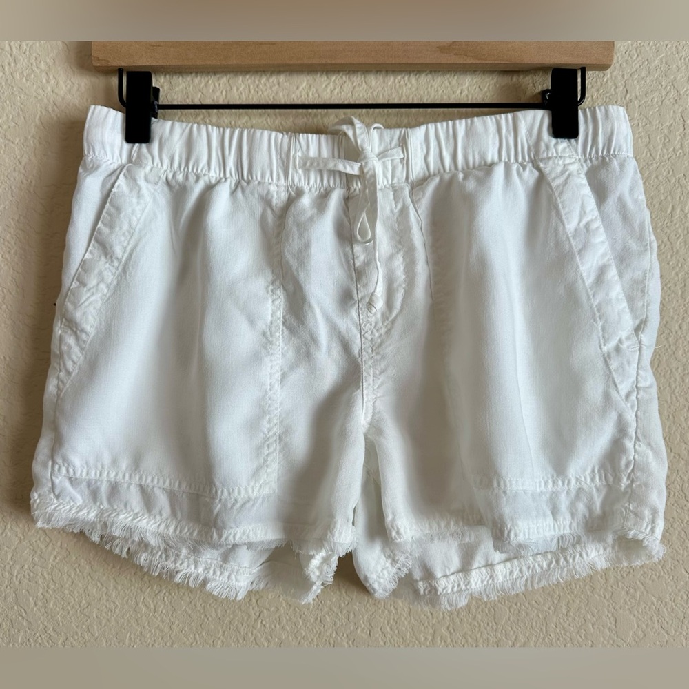Cloth & Stone Raw Hem 3” Shorts White Lyocell Pull On Drawstring Womens XS Beach